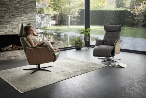 Drehsessel Aberdeen - Größe M, inkl. Relaxfunktion (motorisch) und Aufstehhilfe, Holzblende furniert, Eiche, Leder, Anthrazit