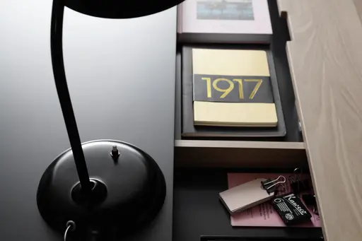 Schreibtisch - Eiche, Milk, Lack, Dunkelgrau