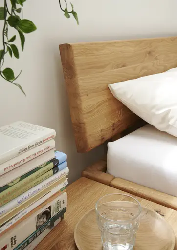 Bettgestell 1660 - Liegefläche ca. 180x200 cm, Wildeiche massiv, geölt