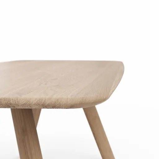 Esstisch Nayara - LB ca. 200x100 cm, Eiche massiv, satin gebeizt matt lackiert