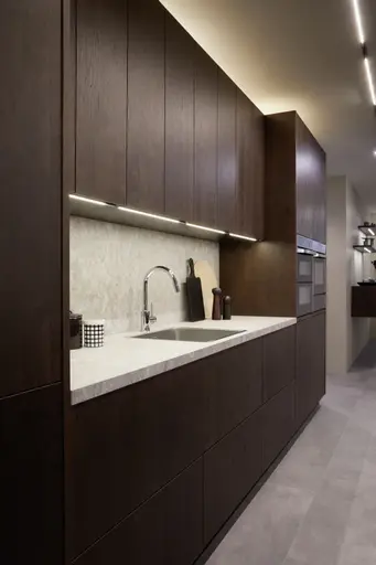 Inselküche 57.150 CO 6 521, Asteiche Maron gebürstet