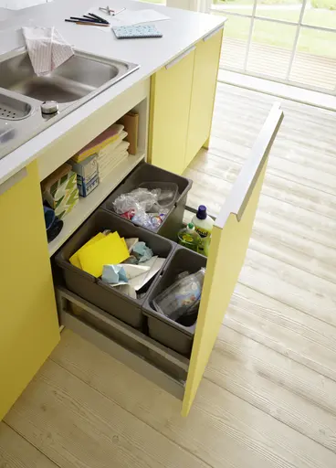 Inselküche 55.100 GL 9 500, Pastellgelb Satinlack