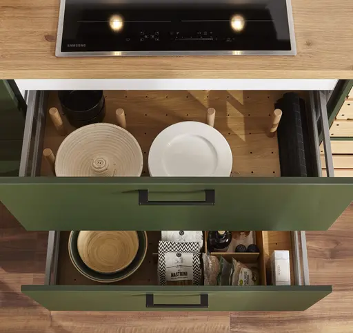 Winkelküche 54.160 GL 7 521, Lack samtmatt Waldgrün