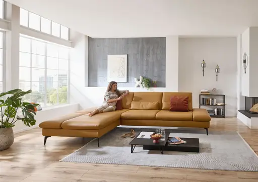 Ecksofa - Longchair links und 3-Sitzer, Armlehne verstellbar, Leder, Kurkuma