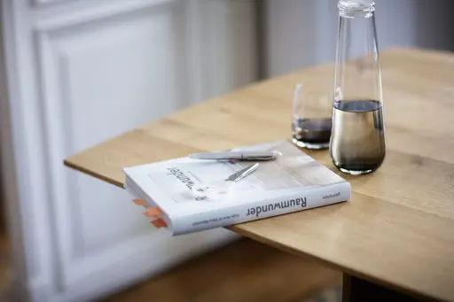 Esstisch 3100 - LB ca. 220x100 cm, Asteiche Bianco massiv, Holzwange