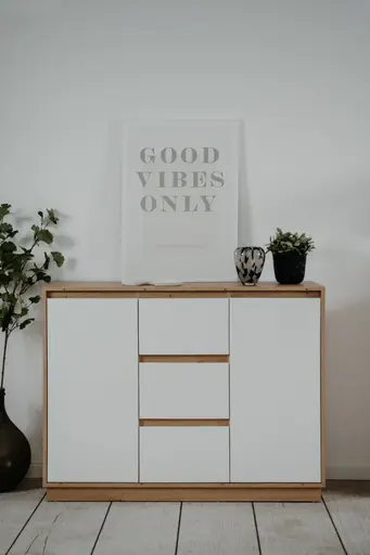 Kommode - B ca. 117 cm, Artisan Eiche Nachbildung, Weiß Hochglanz