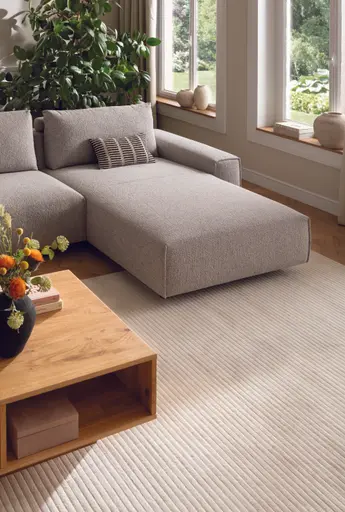 Ecksofa Serava - 2,5-Sitzer mit Longchair rechts, inkl. Relaxfunktion, Stoff, Grau