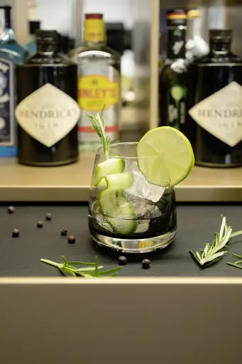 Barschrank 3900 - Lack matt, Goldfarben