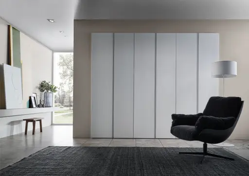 Drehtürenschrank Loretto - B ca. 280 cm, Lack matt, Safrangelb