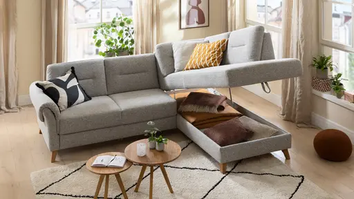 Ecksofa Almyra - 2,5-Sitzer mit Ottomane rechts, inkl. Schlaffunktion und Bettkasten, Stoff, Silbergrau