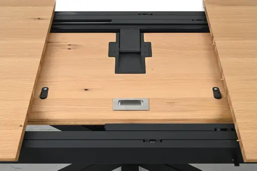 Esstisch MAKAIO - ausziehbar, LB ca. 180x90 cm, Eiche Furnier, Schweizer Kante, Schwarz