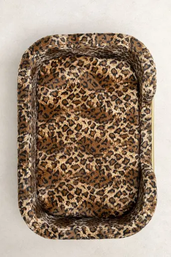 Hund/Katzenbett - BHT ca. 24,5x63x44 cm, Leomuster