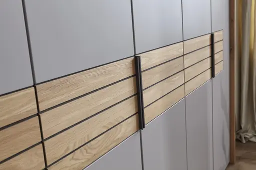 Drehtürenschrank Scottsdale - inkl. Passepartout und Beleuchtung, B ca. 307cm, Lack, Samtgrau