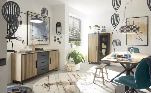 Esstisch - LB ca. 200x100 cm, Eiche massiv geölt, Schweizer Kante, Schwarz