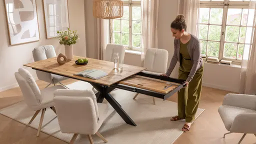 Esstisch Liora - ausziehbar, LB ca. 180x95 cm, Wildeiche massiv, natur geölt