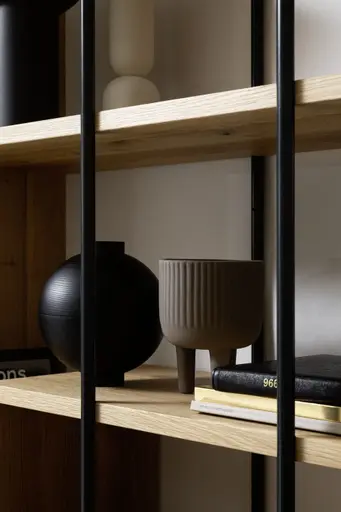 Regal Mileto - BHT ca. 119x215x32 cm, Asteiche Natur, Metall, Schwarz