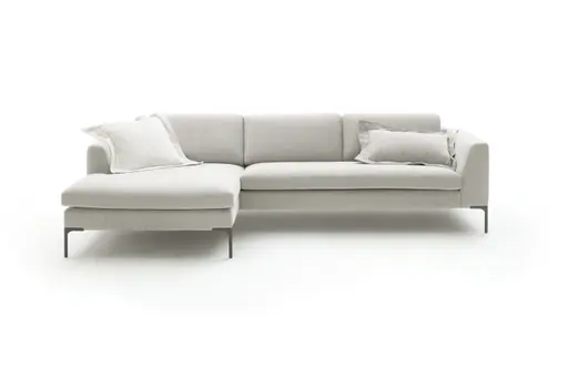 Ecksofa Lenni Full - Longchair links mit 2,5-Sitzer, Stoff, Hellgrau, bündige Kissen