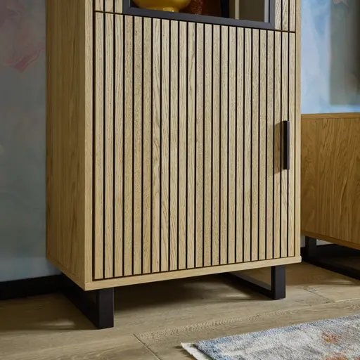 Vitrine- Eiche furniert, Schwarz, Glas