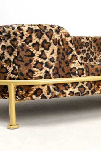 Hund/Katzenbett - BHT ca. 24,5x63x44 cm, Leomuster