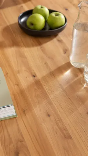 Esstisch Liora - ausziehbar, LB ca. 180x95 cm, Wildeiche massiv, natur geölt