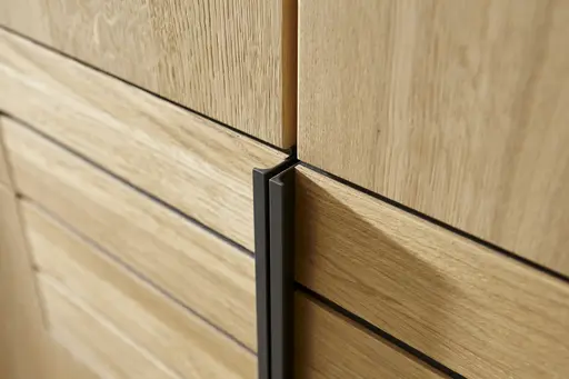 Drehtürenschrank Scottsdale - B ca. 252 cm, Wildeiche massiv