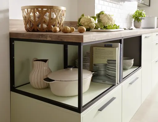 Wohnküche 55.100 GL 6 500, Satinlack Salbeigrün/Pastellgrün