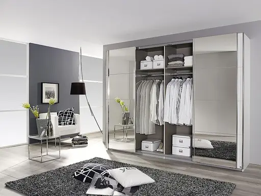 Schwebetürenschrank- B ca. 316 cm, Weiß, Spiegel