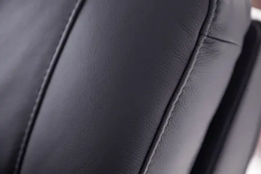 Wohnlandschaft - Ecke links mit 2,5-Sitzer und Longchair rechts, Leder, Schwarz